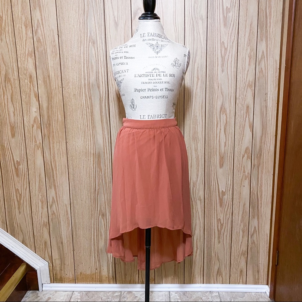 🎀Forever 21 High-Low skirt in Salmon pink